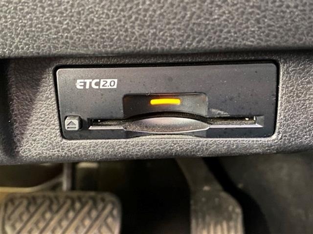 Nissan LEAF 2022 6983035-22