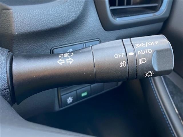 Nissan LEAF 2022 6983035-9