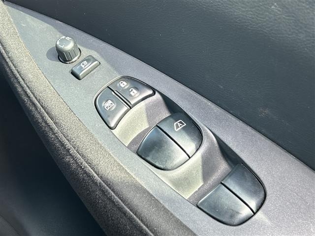 Nissan LEAF 2016 6983062-4