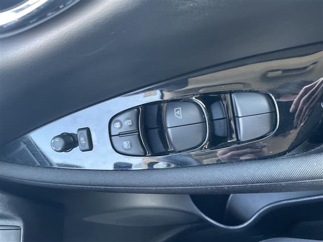 Nissan LEAF 2020 6983084-11