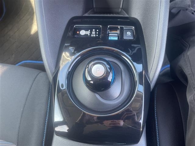 Nissan LEAF 2020 6983084-12