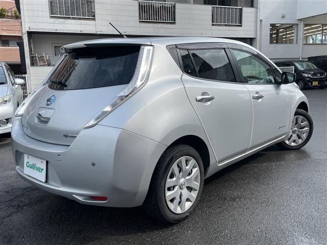 Nissan LEAF 2015 6983087-16