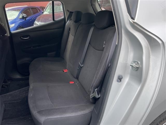 Nissan LEAF 2015 6983087-20