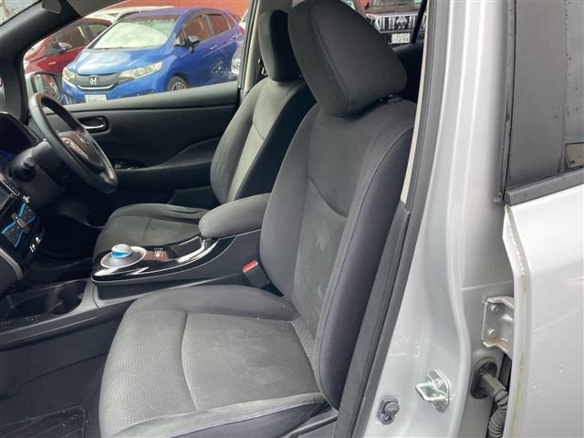 Nissan LEAF 2015 6983087-22