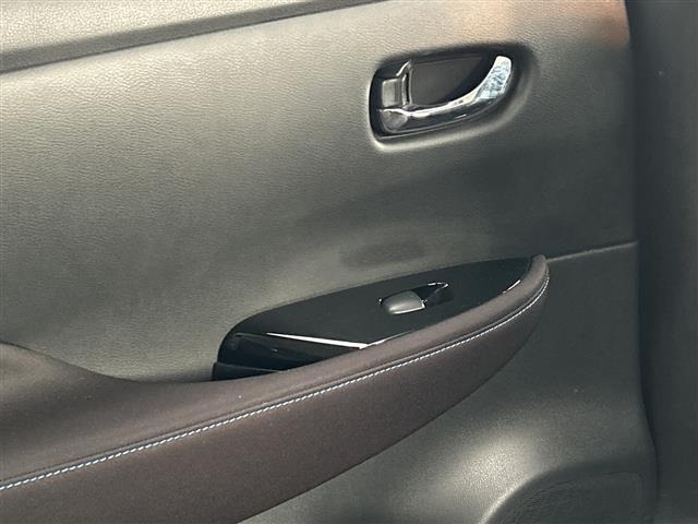 Nissan LEAF 2023 6983135-4