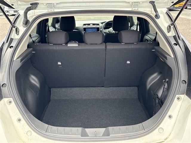 Nissan LEAF 2021 6983268-10