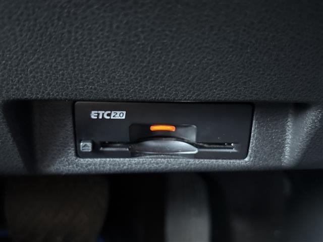Nissan LEAF 2021 6983351-19