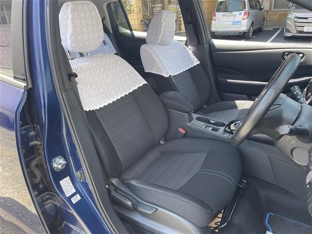 Nissan LEAF 2020 6983364-16