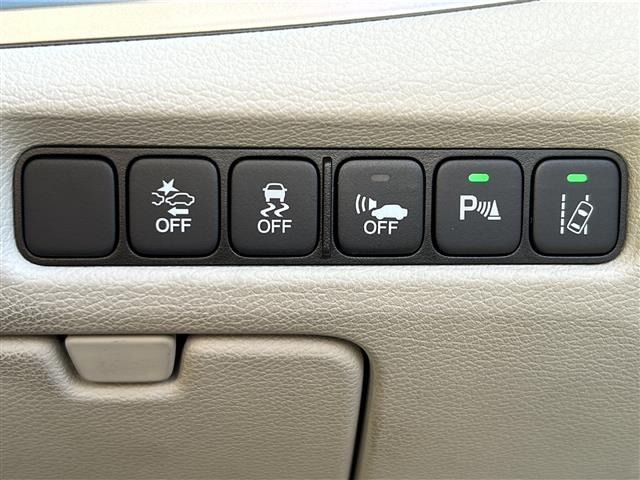 Honda LEGEND 2017 6984570-11