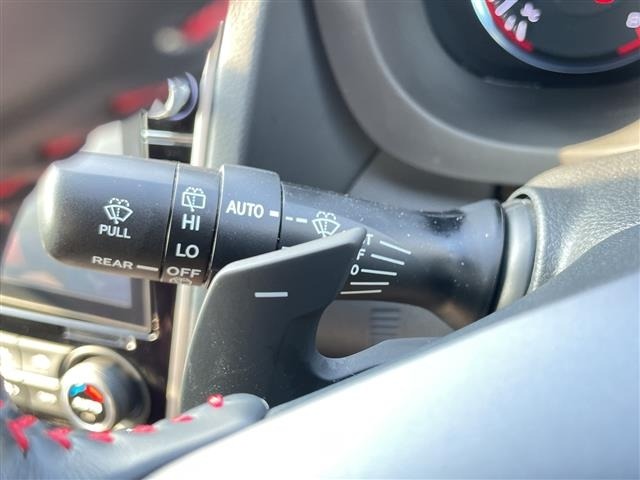Subaru LEVORG 2018 6976198-11
