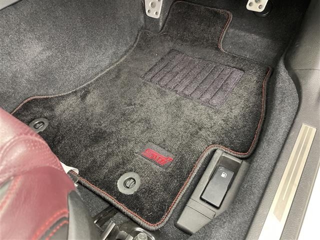 Subaru LEVORG 2017 6976318-14