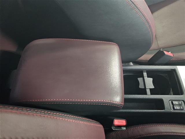 Subaru LEVORG 2017 6976650-7