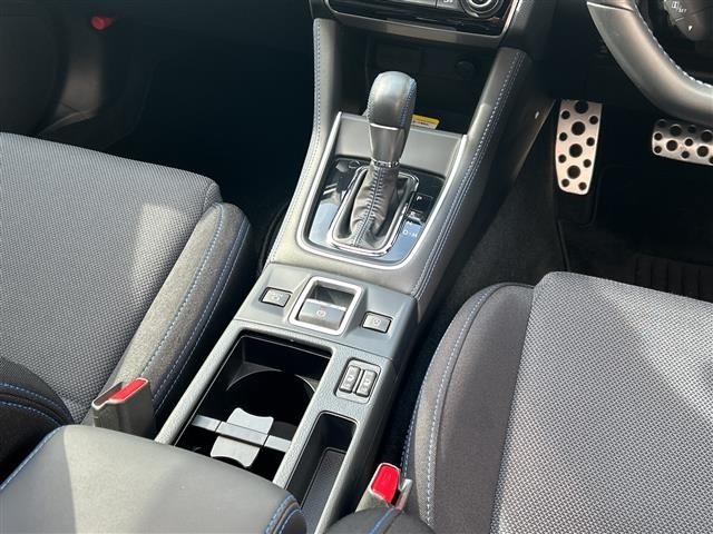 Subaru LEVORG 2017 6977002-11