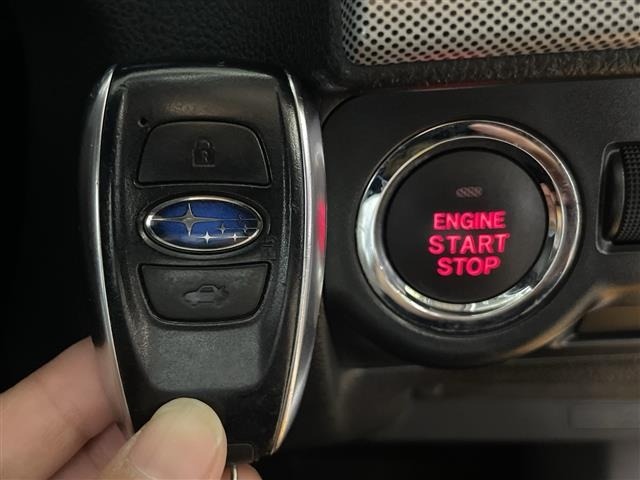 Subaru LEVORG 2017 6977098-9