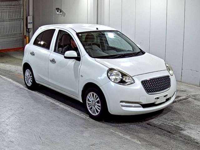 Nissan MARCH 2013 6985133-0