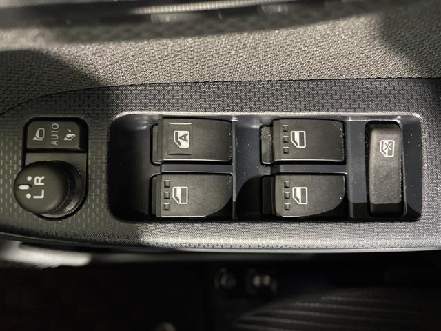 Daihatsu MOVE 2017 7000879-7