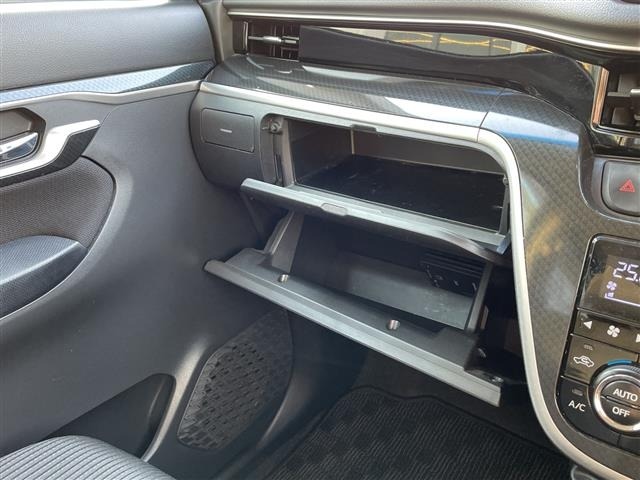 Daihatsu MOVE 2017 7000888-9