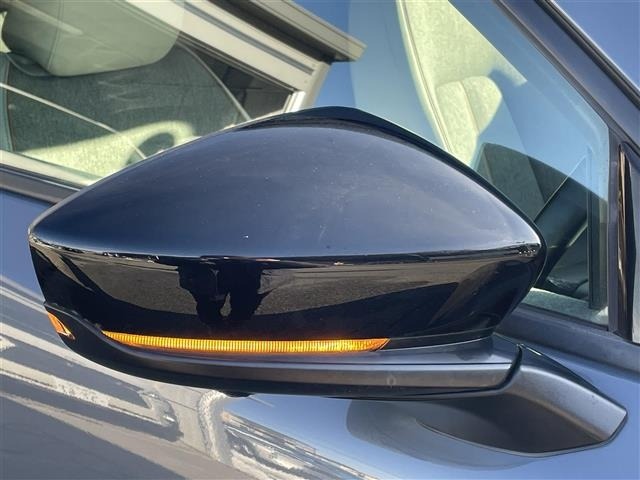 Mazda MX-30 2020 6993574-2