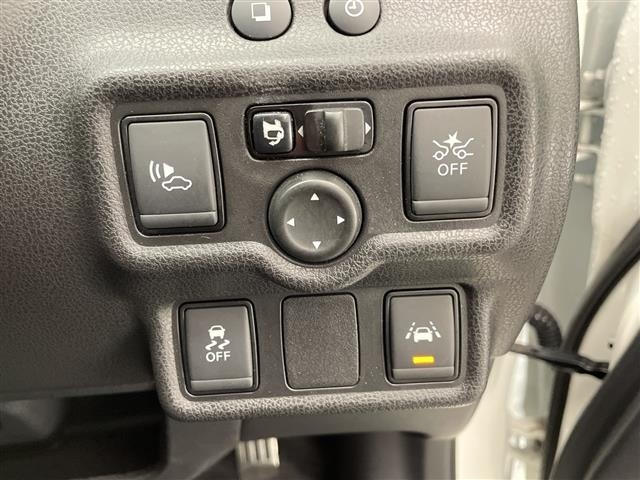 Nissan NOTE 2017 6983898-19
