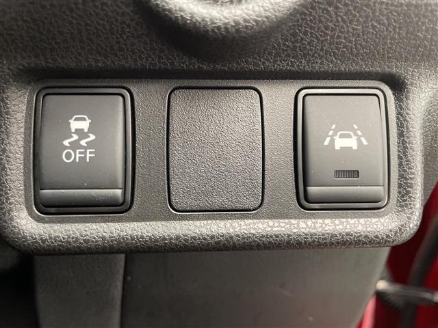 Nissan NOTE 2017 6983942-19