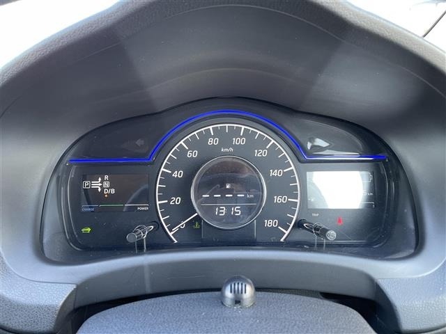 Nissan NOTE 2016 6984122-16