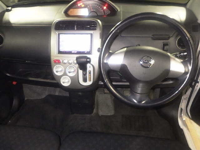 Nissan OTTI 2010 6993890-3