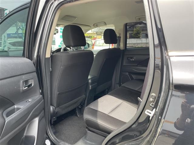 Mitsubishi OUTLANDER 2018 6987176-4