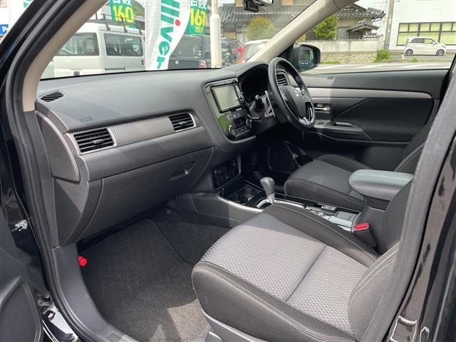 Mitsubishi OUTLANDER 2018 6987176-6