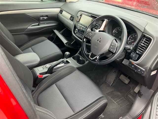 Mitsubishi OUTLANDER 2015 6987177-7