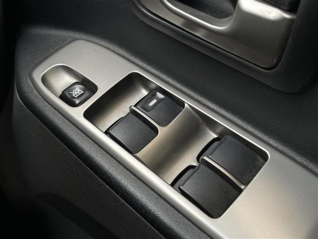 Mitsubishi PAJERO 2005 7001796-8