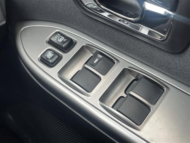 Mitsubishi PAJERO 2012 7001806-11