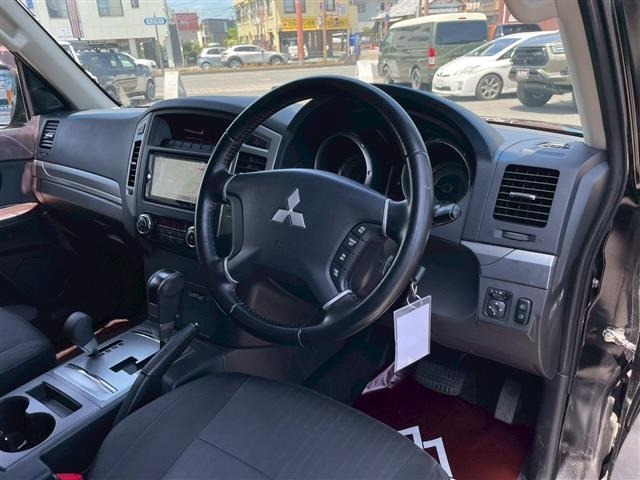 Mitsubishi PAJERO 2014 7001808-19