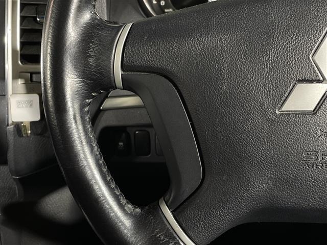 Mitsubishi PAJERO 2015 7001809-4