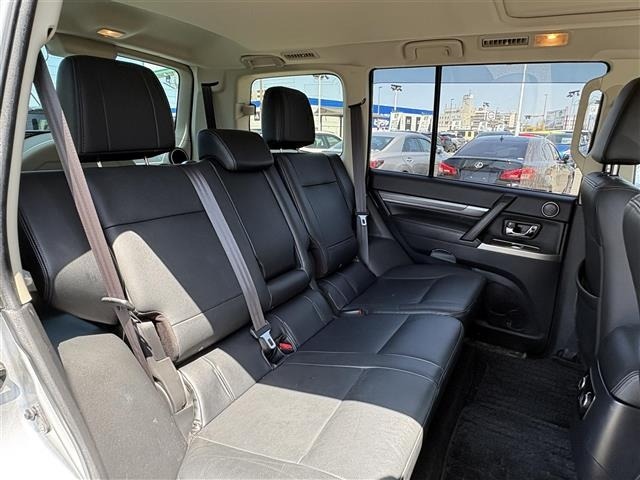 Mitsubishi PAJERO 2019 7001819-11