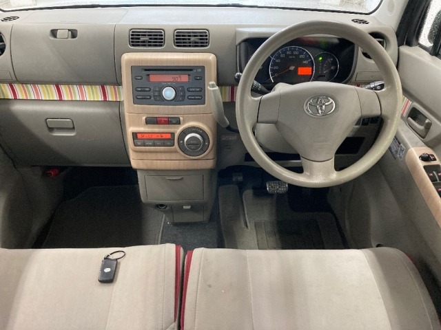Toyota PIXIS SPACE 2013 6978857-3