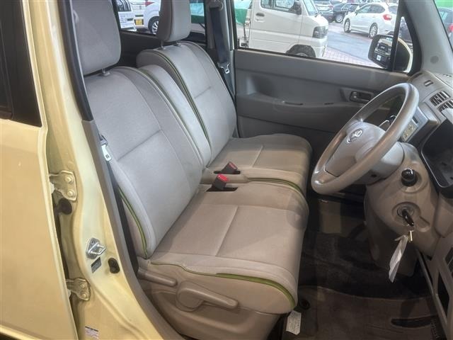 Toyota PIXIS SPACE 2014 6978905-11
