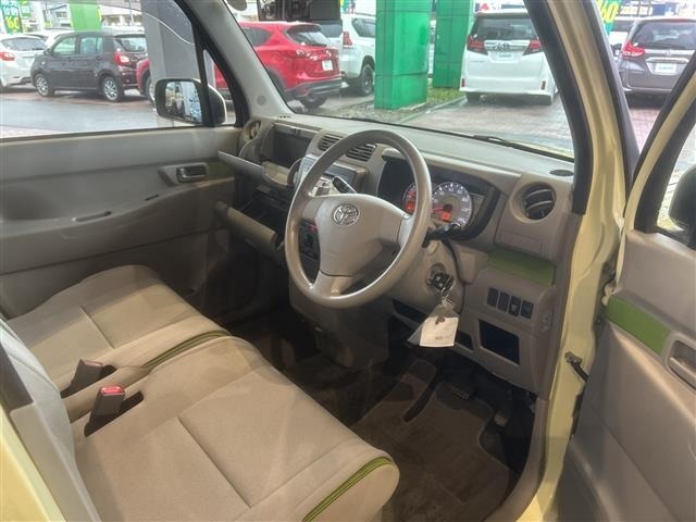 Toyota PIXIS SPACE 2014 6978905-12