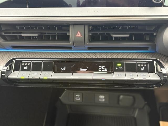 Toyota PRIUS 2025 6973928-24