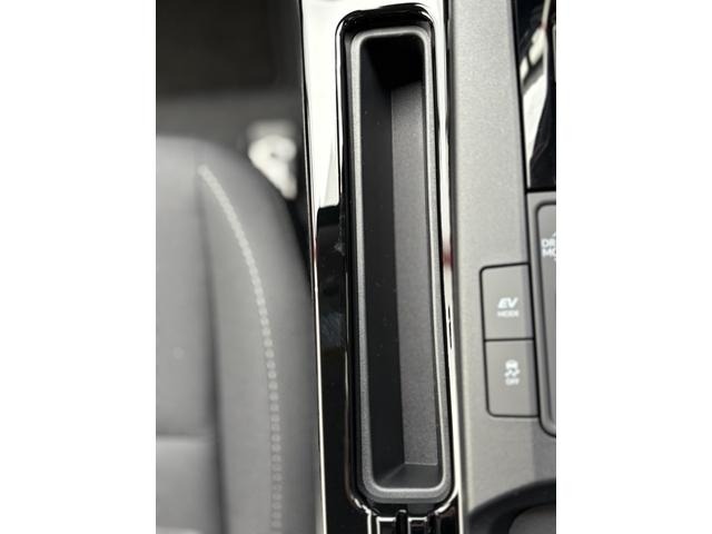 Toyota PRIUS 2025 6973928-28