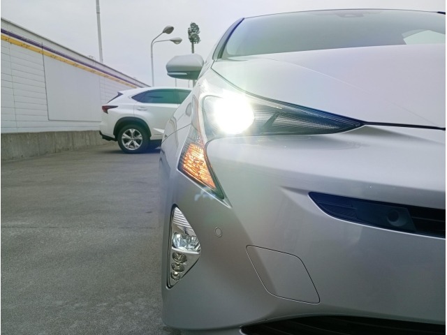 Toyota PRIUS 2016 6974236-18