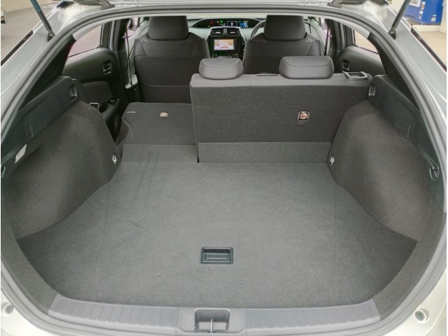 Toyota PRIUS 2016 6974236-19