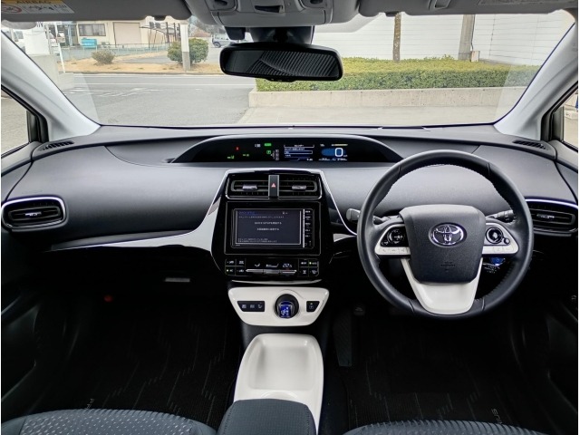 Toyota PRIUS 2016 6974236-2