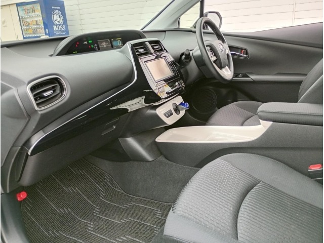 Toyota PRIUS 2016 6974236-5