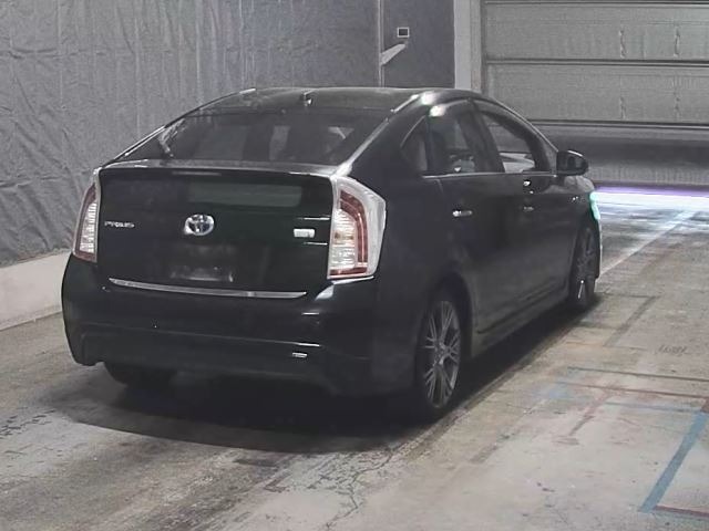 Toyota PRIUS 2012 6974327-1