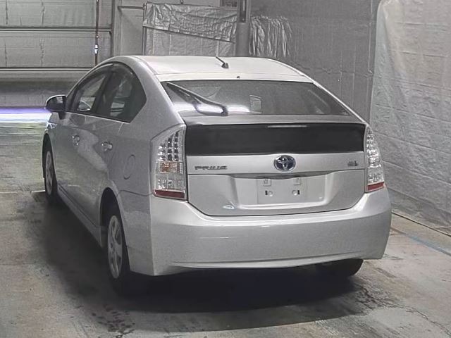 Toyota PRIUS 2011 6974328-7