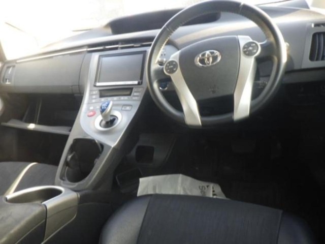 Toyota PRIUS 2015 6974374-3