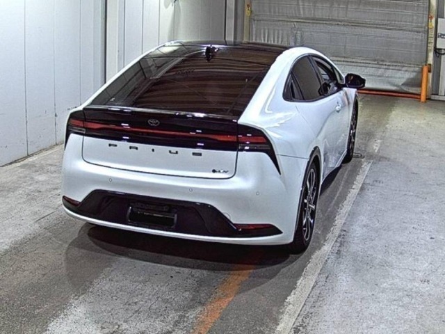 Toyota PRIUS 2023 6974388-5