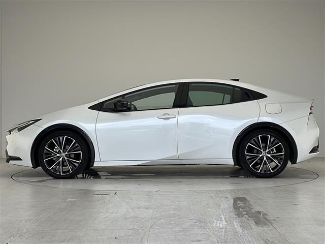 Toyota PRIUS 2023 6974420-2