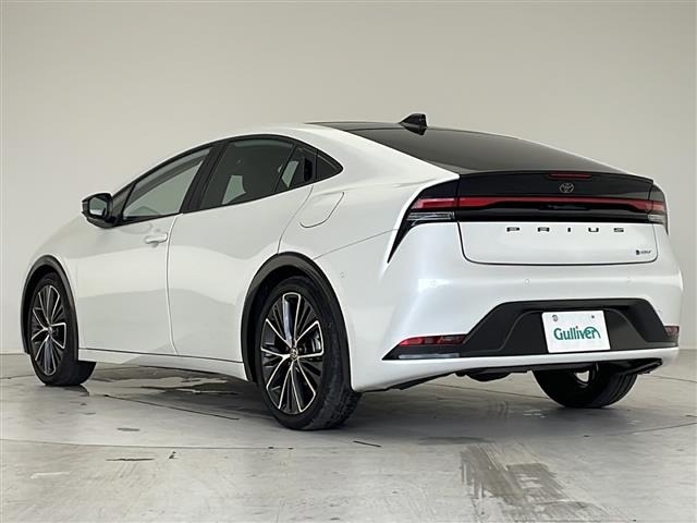Toyota PRIUS 2023 6974420-4