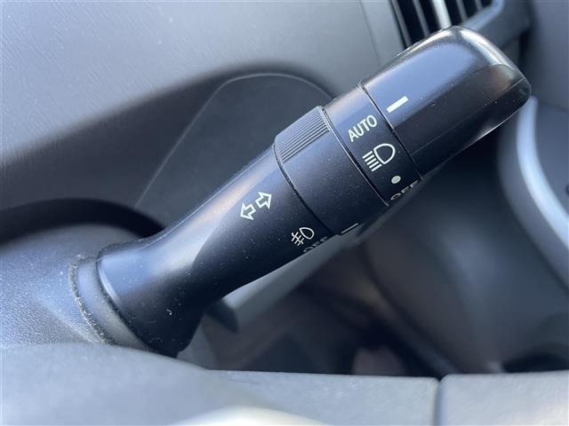 Toyota PRIUS 2011 6974439-10